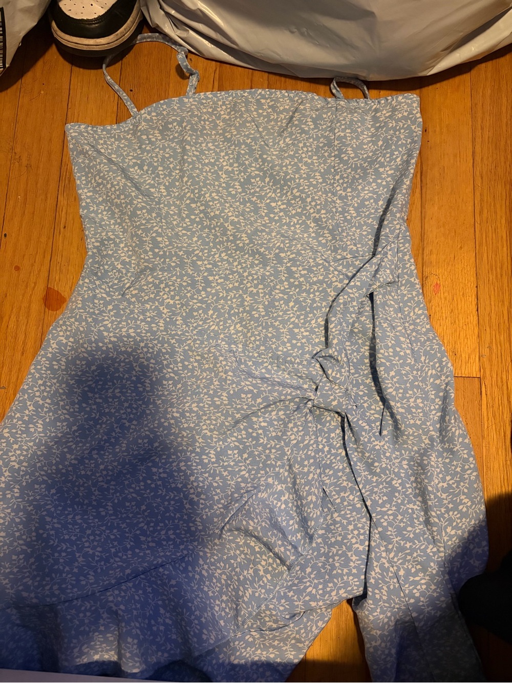 Shein dress - Picture 2 of 4